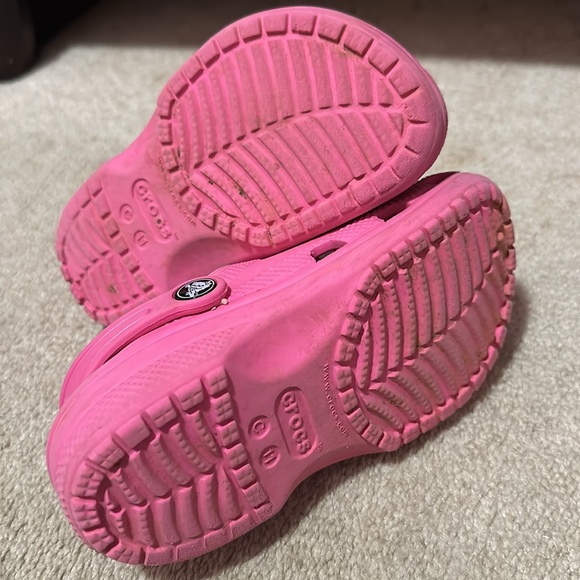 Toddler Crocs 🩷 - Picture 5 of 6